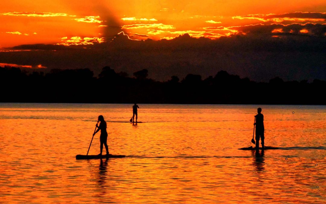Stand Up Paddle no rio Tocantins é nova experiência em Carolina